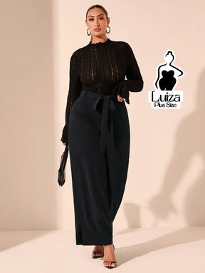 Calça Pantalona Alfaiataria Faixa E Fenda Plus Size Calça Pantalona Alfaiataria Faixa E Fenda Plus Size