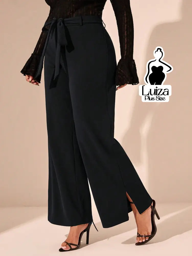 Calça Pantalona Alfaiataria Faixa E Fenda Plus Size Preto / G Calça Pantalona Alfaiataria Faixa E Fenda Plus Size