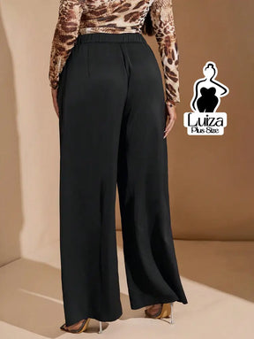 Calça Pantalona Alfaiataria Pregas Elegante Plus Size Calça Pantalona Alfaiataria Pregas Elegante Plus Size