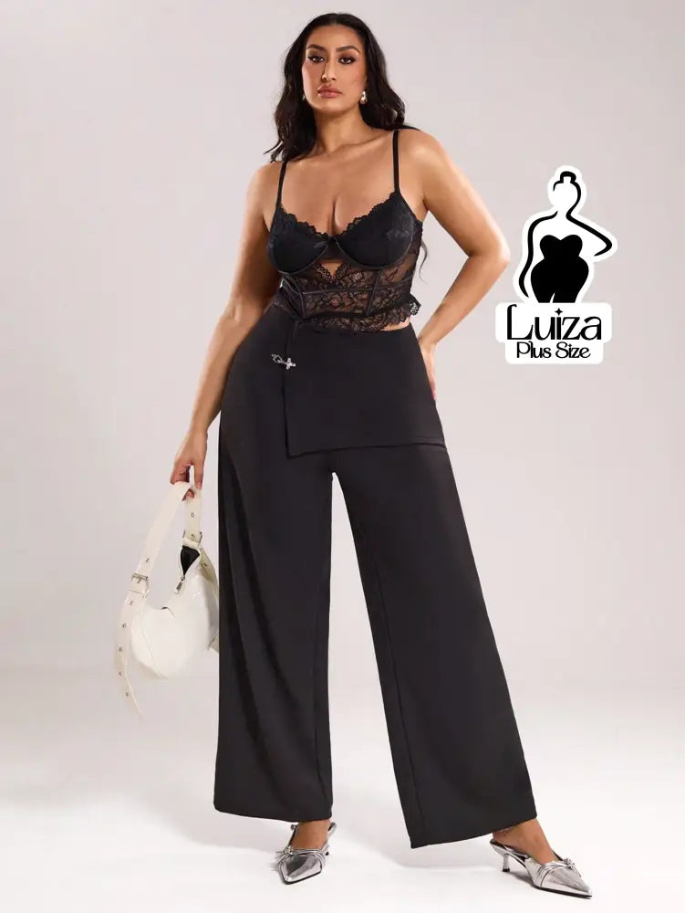 Calça Pantalona Cintura Alta Sobreposição Assimétrica Plus Size Calça Pantalona Cintura Alta Sobreposição Assimétrica