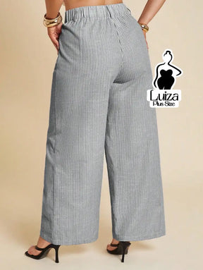 Calça Pantalona Listrada Cintura Alta Estilo Chic Plus Size Calça Pantalona Listrada Cintura Alta Estilo Chic Plus Size