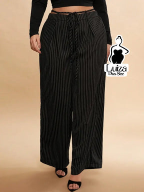 Calça Pantalona Listrada Cós Elástico Ajustável Plus Size Preto / G Calça Pantalona Listrada Cós Elástico Ajustável