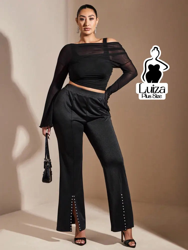 Calça Reta Cintura Alta Abertura Botões Plus Size Preto / G Calça Reta Cintura Alta Abertura Botões Plus Size