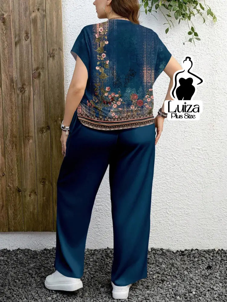 Conjunto Blusa Estampada Calça Pantalona Casual Chic Plus Size Conjunto Blusa Estampada Calça Pantalona Casual Chic