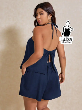 Conjunto Blusa Frente Única Amarração Short Moderno Plus Size Conjunto Blusa Frente Única Amarração Short Moderno Plus