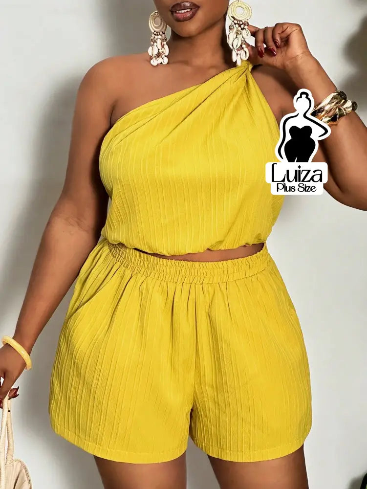 Conjunto Blusa Um Ombro Só Short Casual Verão Plus Size Conjunto Blusa Um Ombro Só Short Casual Verão Plus Size