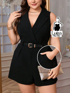 Macacão Curto Alfaiataria Lapela Decote Transpassado Plus Size Preto / G Macacão Curto Alfaiataria Lapela Decote