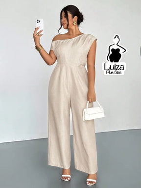 Macacão Longo Pantalona Decote Assimétrico Elegante Plus Size Macacão Longo Pantalona Decote Assimétrico Elegante Plus