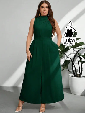 Macacão Longo Sem Mangas Gola Alta Drapeada Plus Size Macacão Longo Sem Mangas Gola Alta Drapeada Plus Size