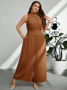 Macacão Longo Sem Mangas Gola Alta Drapeada Plus Size Marrom / G Macacão Longo Sem Mangas Gola Alta Drapeada Plus Size