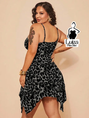 Vestido Curto Animal Print Alças Finas Barra Irregular Plus Size Vestido Curto Animal Print Alças Finas Barra Irregular