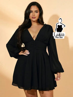 Vestido Curto Chiffon Manga Longa Decote V Plus Size Preto / G Vestido Curto Chiffon Manga Longa Decote V Plus Size