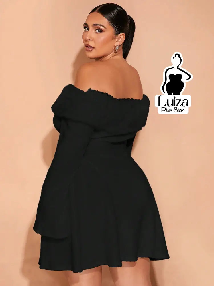 Vestido Curto Ombro A Ombro Plumas Manga Flare Plus Size Vestido Curto Ombro A Ombro Plumas Manga Flare Plus Size