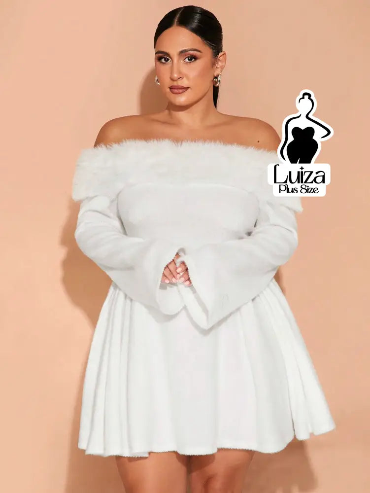 Vestido Curto Ombro A Ombro Plumas Manga Flare Plus Size Branco / G Vestido Curto Ombro A Ombro Plumas Manga Flare Plus