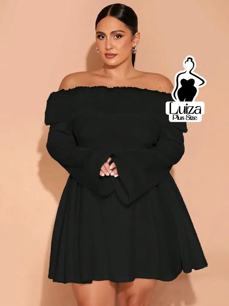 Vestido Curto Ombro A Ombro Plumas Manga Flare Plus Size Preto / G Vestido Curto Ombro A Ombro Plumas Manga Flare Plus