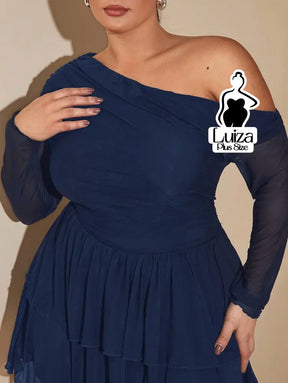 Vestido Curto Ombro Só Manga Longa Saia Rodada Plus Size Vestido Curto Ombro Só Manga Longa Saia Rodada Plus Size