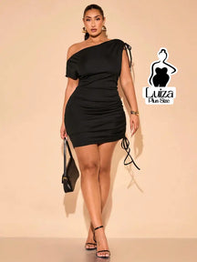 Vestido Curto Um Ombro Só Amarração Drapeado Plus Size Preto / G Vestido Curto Um Ombro Só Amarração Drapeado Plus Size