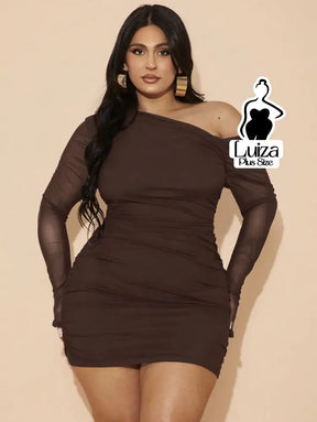 Vestido Curto Um Ombro Só Manga Longa Tule Plus Size Café / G Vestido Curto Um Ombro Só Manga Longa Tule Plus Size