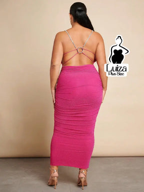 Vestido Longo Ajustado Alças Finas Brilho Plus Size Vestido Longo Ajustado Alças Finas Brilho Plus Size