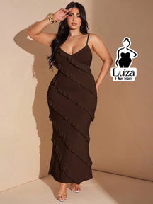 Vestido Longo Babados Diagonais Alça Fina Plus Size Café / G Vestido Longo Babados Diagonais Alça Fina Plus Size