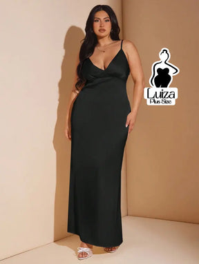 Vestido Longo Cetim Decote V Alça Fina Plus Size Vestido Longo Cetim Decote V Alça Fina Plus Size