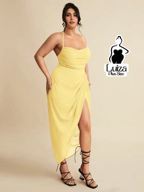 Vestido Longo Justo Drapeado Fenda Profunda Plus Size Vestido Longo Justo Drapeado Fenda Profunda Plus Size
