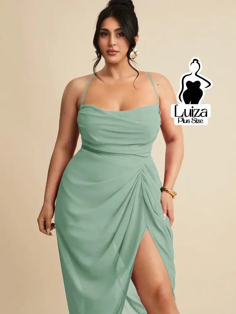 Vestido Longo Justo Drapeado Fenda Profunda Plus Size Vestido Longo Justo Drapeado Fenda Profunda Plus Size
