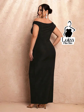 Vestido Longo Ombro A Ombro Cintura Drapeada Plus Size Vestido Longo Ombro A Ombro Cintura Drapeada Plus Size