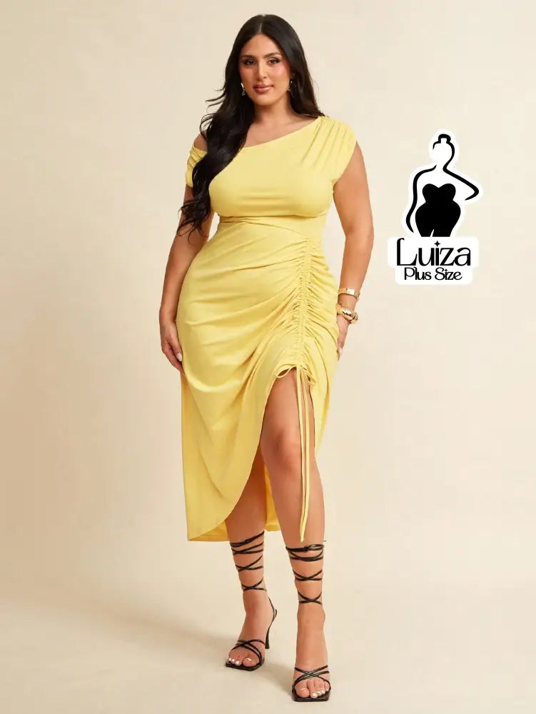 Vestido Longo Um Ombro Drapeado Fenda Sofisticado Plus Size Amarela / G Vestido Longo Um Ombro Drapeado Fenda