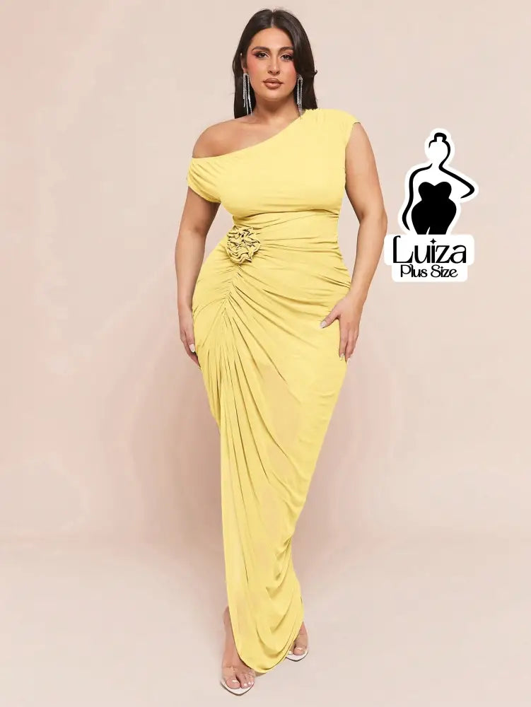 Vestido Longo Um Ombro Só Drapeado Detalhe Floral Plus Size Amarela / G Vestido Longo Um Ombro Só Drapeado Detalhe