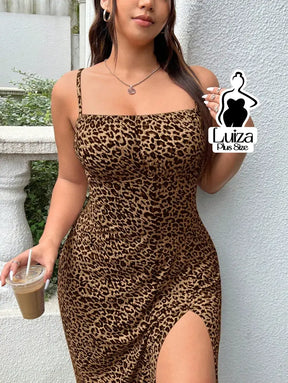 Vestido Midi Animal Print Alças Finas Fenda Lateral Plus Size Vestido Midi Animal Print Alças Finas Fenda Lateral Plus