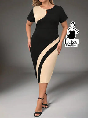 Vestido Midi Bicolor Manga Curta Detalhe Em Argola Plus Size Vestido Midi Bicolor Manga Curta Detalhe Em Argola Plus