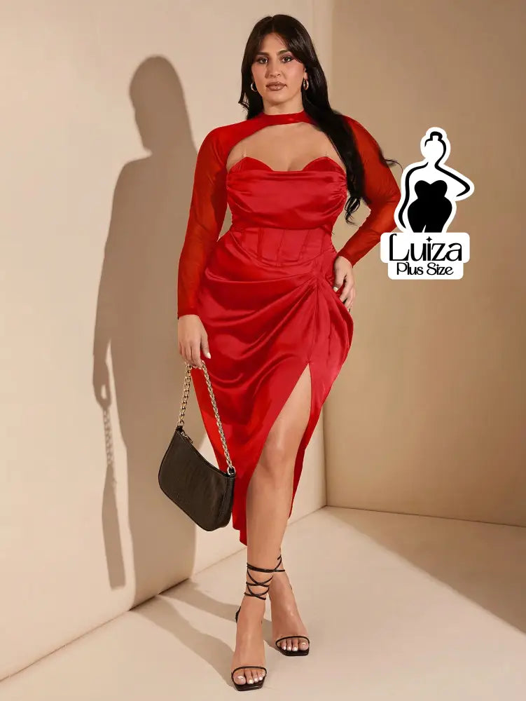 Vestido Midi Corset Manga Tule Fenda Lateral Plus Size Vestido Midi Corset Manga Tule Fenda Lateral Plus Size