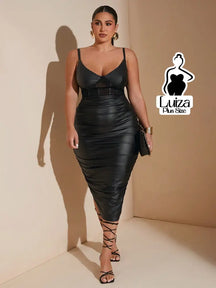 Vestido Midi Couro Sintético Decote V Drapeado Plus Size Preto / G Vestido Midi Couro Sintético Decote V Drapeado Plus