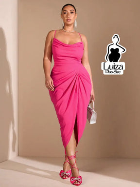Vestido Midi Decote Drapeado Fenda Frontal Elegante Plus Size Vestido Midi Decote Drapeado Fenda Frontal Elegante Plus