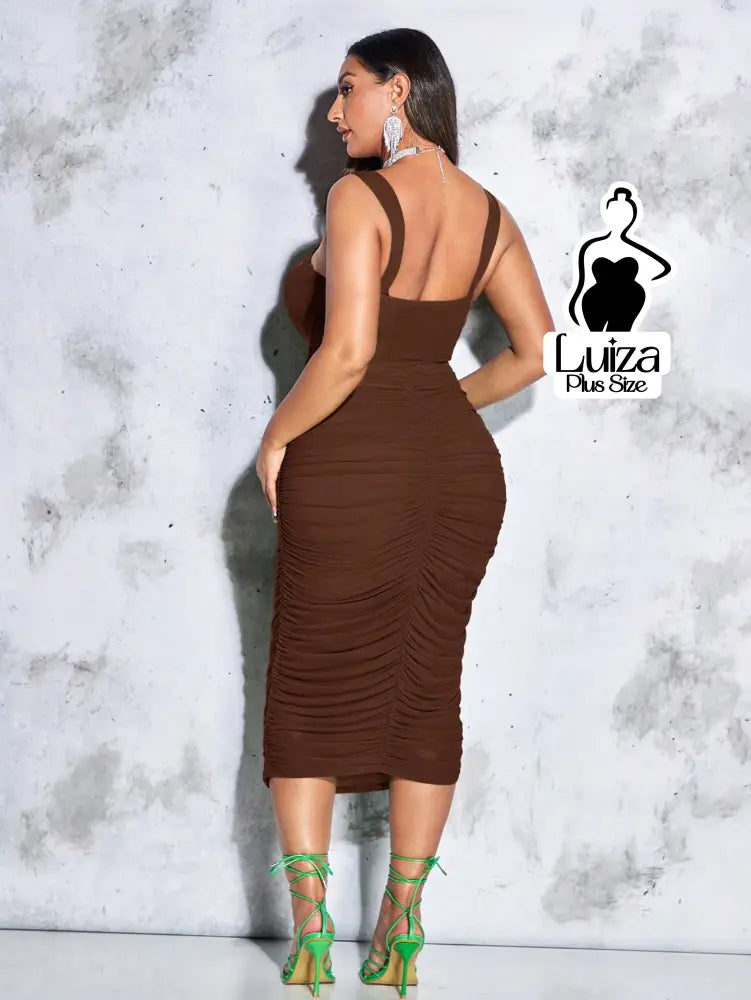 Vestido Midi Justo Corset Estruturado Drapeado Plus Size Vestido Midi Justo Corset Estruturado Drapeado Plus Size