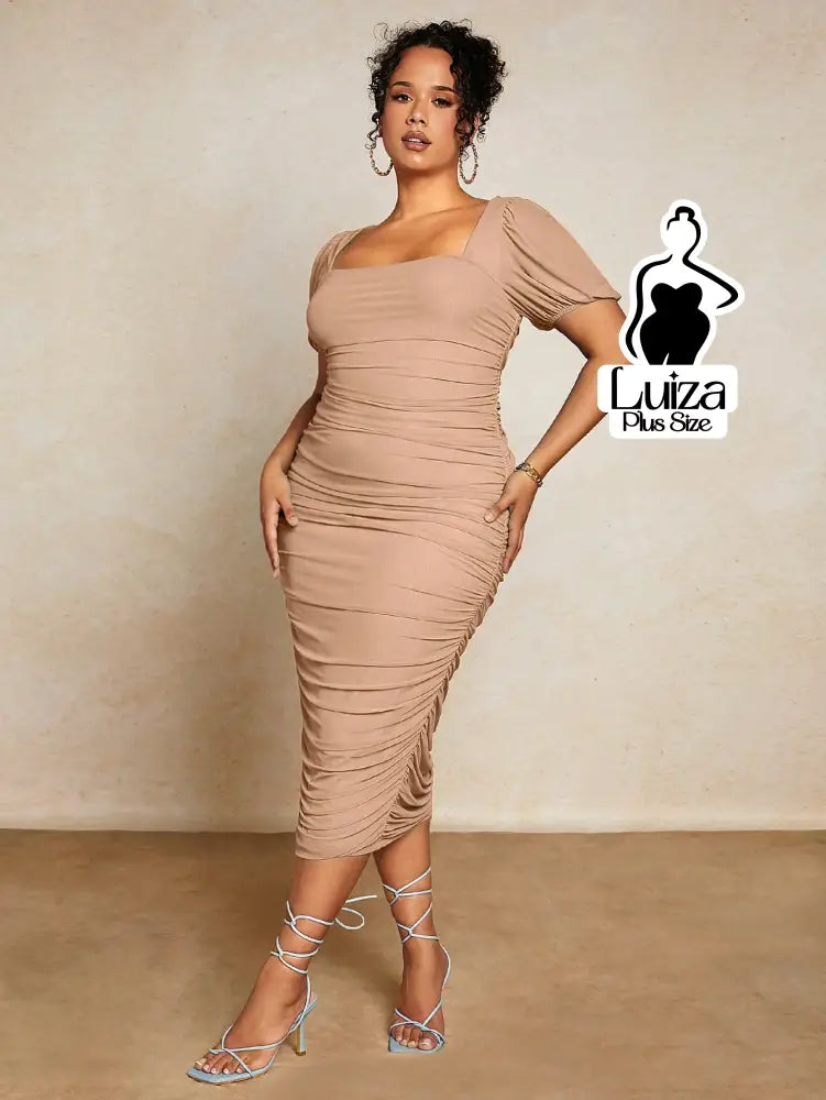 Vestido Midi Justo Decote Quadrado Manga Bufante Plus Size Caqui / G Vestido Midi Justo Decote Quadrado Manga Bufante