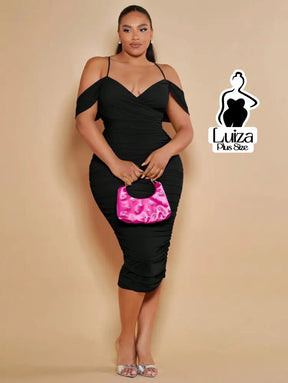 Vestido Midi Justo Ombro Caído Decote Elegante Plus Size Vestido Midi Justo Ombro Caído Decote Elegante Plus Size