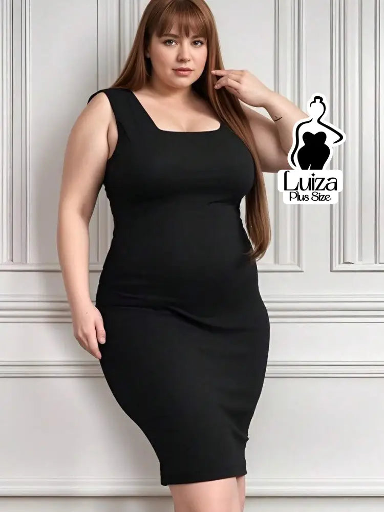 Vestido Midi Justo Sem Mangas Decote Quadrado Plus Size Vestido Midi Justo Sem Mangas Decote Quadrado Plus Size