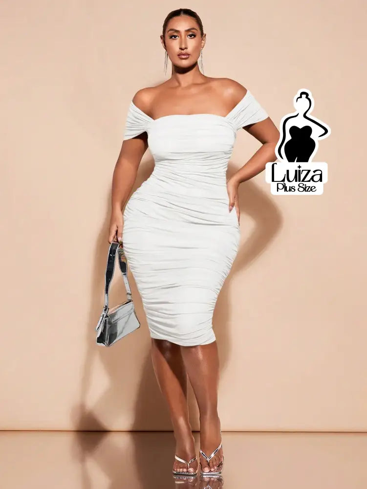 Vestido Midi Ombro A Ombro Justo Drapeado Plus Size Branco / G Vestido Midi Ombro A Ombro Justo Drapeado Plus Size