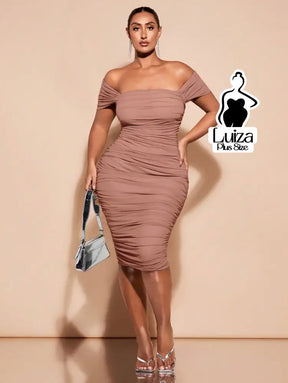 Vestido Midi Ombro A Ombro Justo Drapeado Plus Size Rosa Empoeirado / G Vestido Midi Ombro A Ombro Justo Drapeado Plus